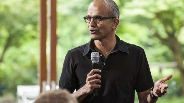 <p>
	Сатя Надела. <em>Снимка: Ройтерс</em></p>
