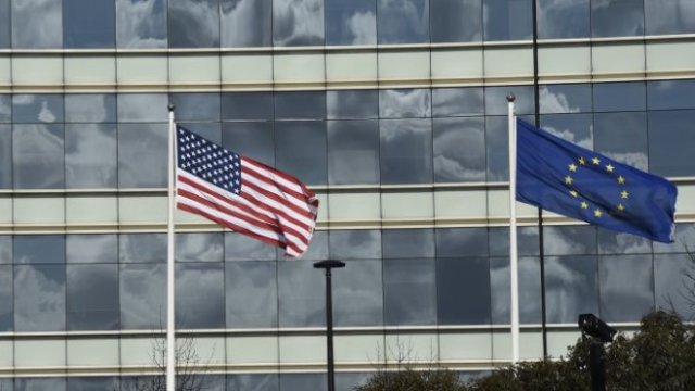 <p>
	<em>Снимка: архив Ройтерс</em></p>
