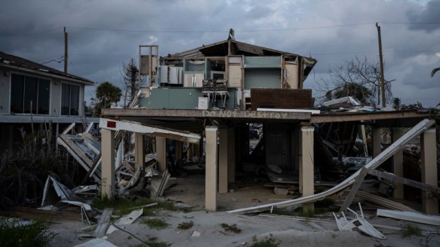 Къща във Флорида, опустошена от урагана Иън. Снимка: Thomas Simonetti for The Washington Post via Getty Images