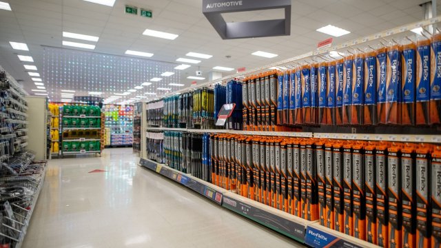 Ръстът на електронната търговия доведе до бум на пазара на складови площи в Европа и САЩ през 2020 и 2021 г. Снимка: James MacDonald/Bloomberg