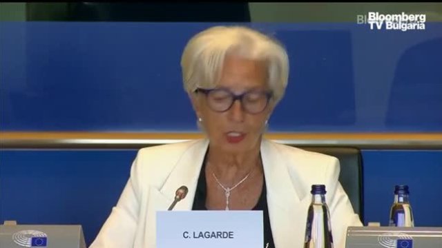 Лагард намекна, че за момента рецесията не е част от основния сценарий