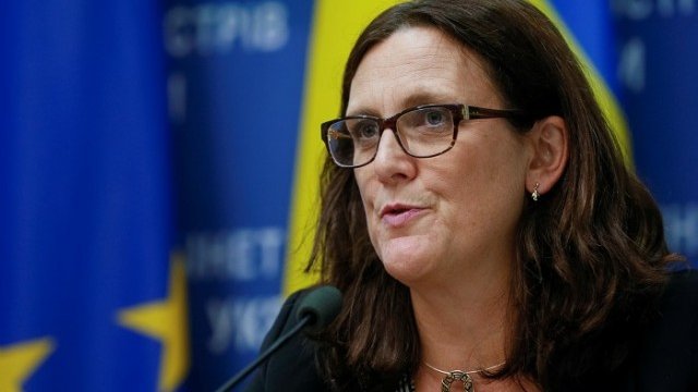 <p>
	Сесилия Малмстрьом.<em> Снимка: Архив Ройтерс</em></p>
