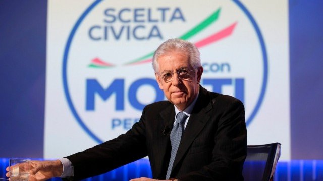 <p>
	Монти не&nbsp; членува в ЕНП, но вече е спечелил доверието и признателността на европейските лидери като член на Европейската комисия. <em>Снимка: Ройтерс</em></p>
