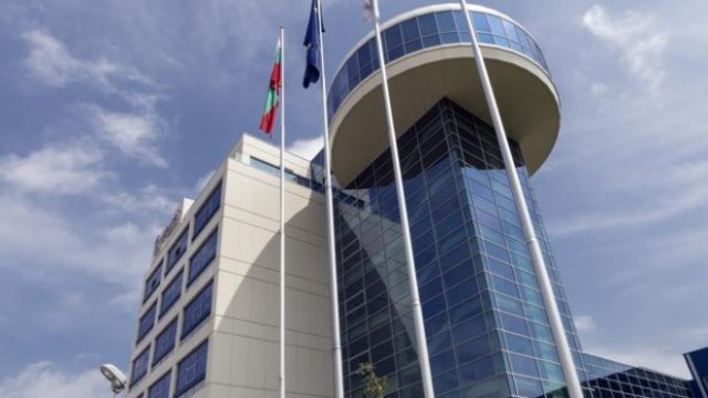 <p>
	Сградата на Софарма АД в кв. Илиянци Снимка: Дружеството</p>
