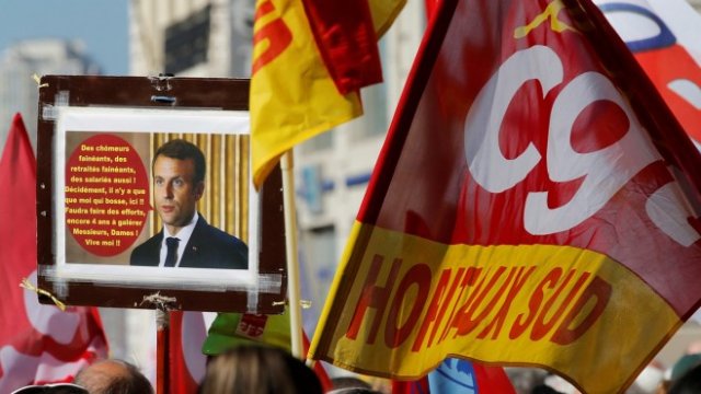 <p>
	Демонстрация срещу политиката на френския президент&nbsp;от март тази година.&nbsp;<em>Снимка: Ройтерс&nbsp;</em></p>
