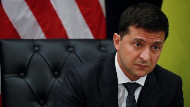 <p>
	Володимир Зеленски<em>. Снимка: Ройтерс</em></p>
