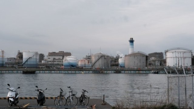 Петролният пазар следи тревожно новите случаи на Covid в Китай