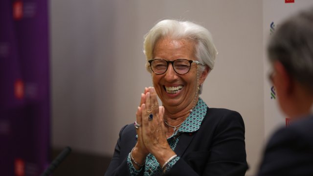 Кристин Лагард, председател на Европейската централна банка (ЕЦБ), участва в дискусия след получаването на почетна докторска степен в London School of Economics в Лондон, Великобритания, в сряда, 15 юни 2022 г.  Снимка: Hollie Adams/Bloomberg