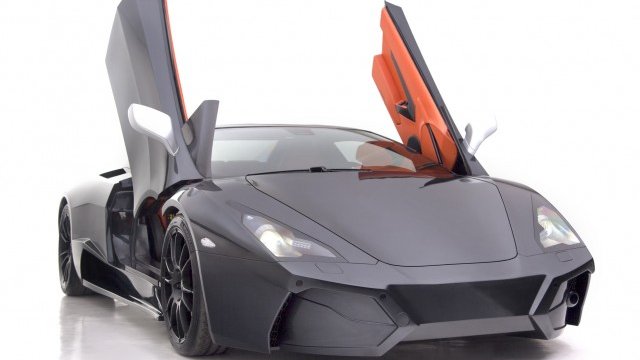 <p>
	&nbsp;</p>
<div>
	Стартовата цена на новия &quot;батмобил&quot; ще бъде от 160 хил. евро. <em>Снимка:&nbsp;Arrinera</em></div>
