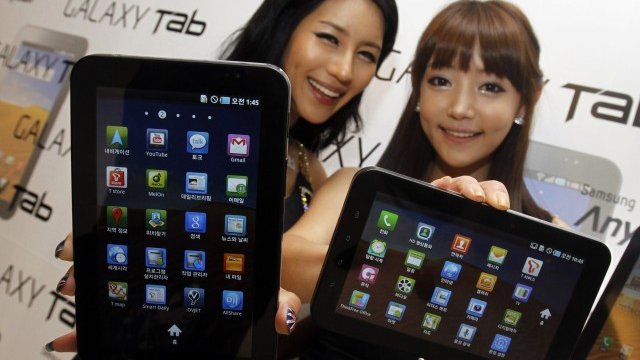 <p>
	Новият флагман на Samsung ще бъде представен през май. <em>Снимка: Ройтерс</em></p>
