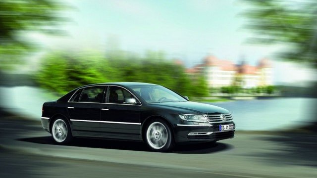 <p>
	Настоящият Phaeton. Снимка: Volkswagen</p>
