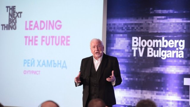 <p>
	Футуристът&nbsp;Рей Хамънд. <em>Снимка: Димитър Кьосемарлиев, Investor Media Group</em></p>
