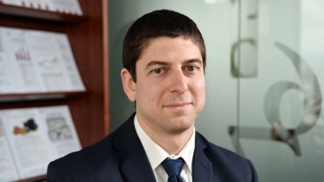 <p>
	Радостин Бакърджиев. <em>Снимка: ЕЛАНА Фонд Мениджмънт</em></p>
