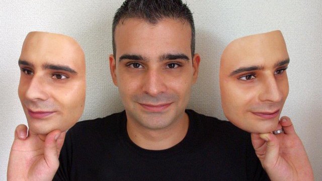 <p style="text-align: center;">
	Цената за резервно копие на лице е около 4000 долара. <em>Снимка:&nbsp;REAL-f&nbsp;</em></p>
