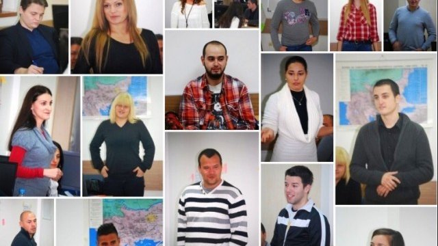 <p>
	Част от стипендиантите на Леков. Снимка:&nbsp;фондация &ldquo;Лекови&rdquo;</p>
