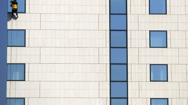 <p>
	Хотел Hilton в София. <em>Снимка: Ройтерс</em></p>
