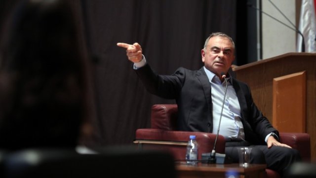 <p>
	Карлос Гон. <em>Снимка:&nbsp;Hasan Shaaban/Bloomberg</em></p>
