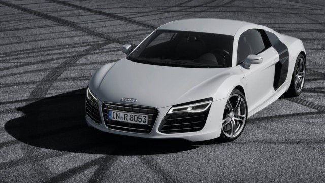 <p>
	Audi R8. <em>Снимка: Audi</em></p>
