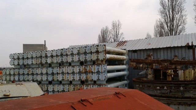 Стари горивни касети от АЕЦ &quot;Козлодуй&quot;. Снимка: Investor.bg