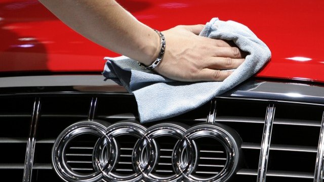 <p>
	&nbsp;Audi има намерение да пусне хибридни версии на всичките си основни модели. <em>Снимка: архив Ройтерс</em></p>
