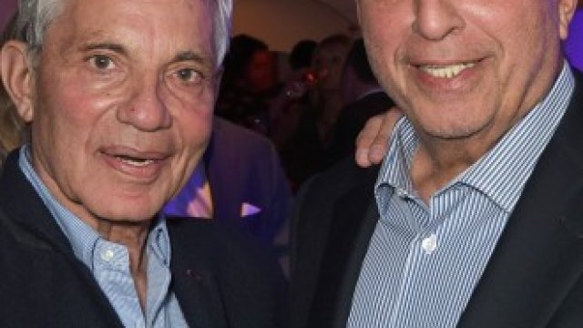 <p>
	Милиардерите Дейвид и Саймън Рубен.&nbsp;<em>Снимка: Bloomberg L.P.</em></p>
