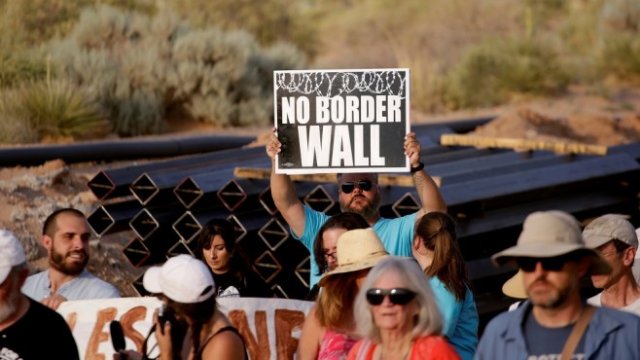 <p>
	<em>Снимка: Архив Ройтерс</em></p>
