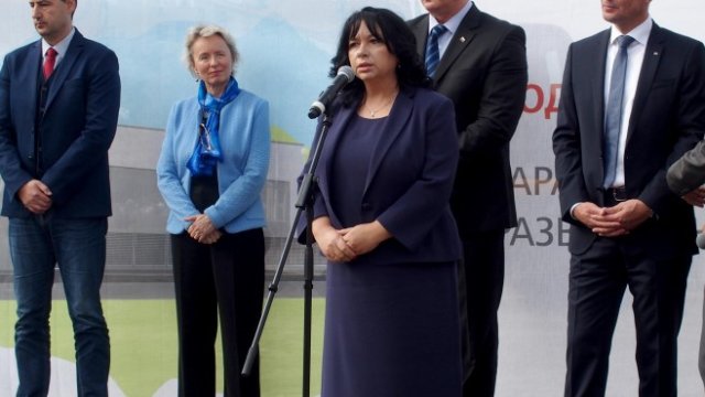 <p>
	Министърът на енергетиката на Република България Теменужка Петкова. <em>Снимка: БТА</em></p>
