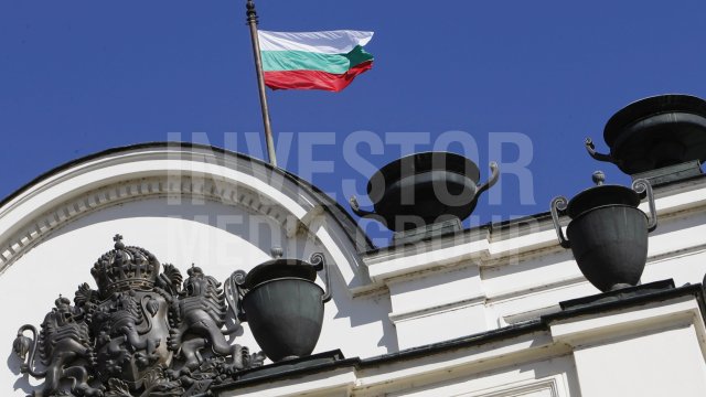 Президентът свиква парламента на 19 октомври