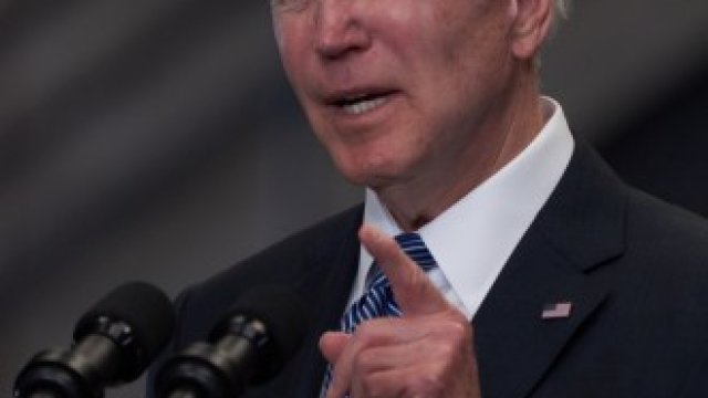 <p>
	<em>Снимка: Allison Dinner/Bloomberg</em></p>
