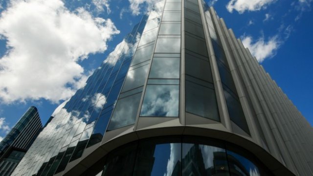 Goldman Sachs: Богаташите се отдръпват от акциите