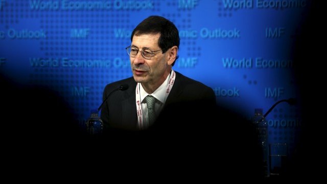 <p style="text-align: justify;">
	Морис Обстфелд. <em>Снимка: архив, Ройтерс</em></p>
