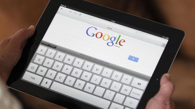 Правозащитници в ЕС планират общ удар срещу Google