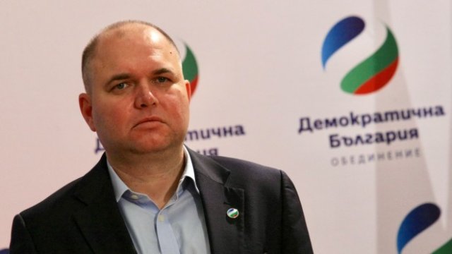 <p>
	<em>Владислав Панев.&nbsp;Снимка: БГНЕС</em></p>
