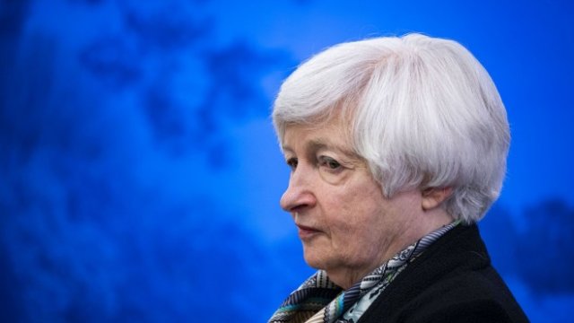 Йелън: Ще изолираме Русия поне до края на войната