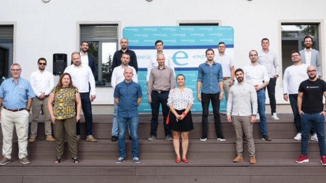 <p>
	В миналогодишното издание на Dare to Scale участие взеха предприемачи от 12 компании. <em>Снимка: Endeavor</em></p>
<p>
	&nbsp;</p>
