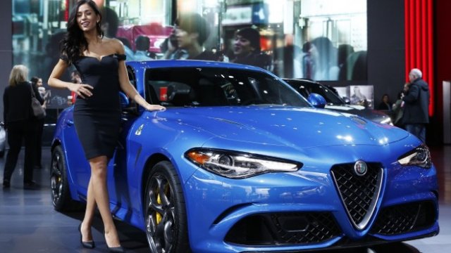 <p>
	Alfa Romeo Giulia. <em>Снимка: Архив Ройтерс</em></p>
