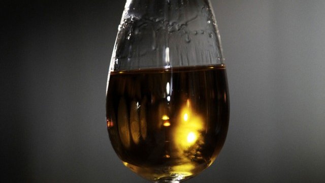 Продадоха 55-годишно шотландско уиски за 94 000 долара