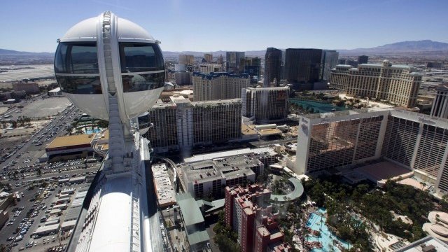 <p>
	Поглед отвисоко от&nbsp;High Roller към Лас Вегас. <em>Снимка: Ройтерс</em></p>
