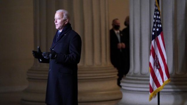 <p>
	<em>Photographer: Joshua Roberts/Reuters/Bloomberg</em></p>
