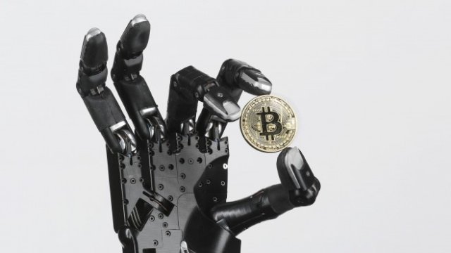 Може ли биткойнът да стигне цена от 175 хил. долара?