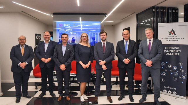 Снимка: Фонд мениджър на финансови инструменти в България