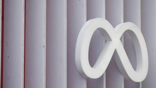 За първи път от почти година Meta отчете ръст на приходите 