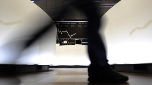 <p>
	Dax крачи от рекорд на рекорд. <em>Снимка: Ройтерс</em></p>
