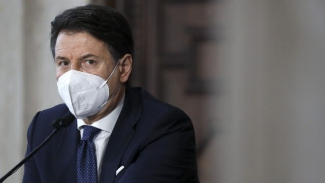 <p>
	<em>Джузепе Конте, министър-председател на Италия. Снимка: Bloomberg L.P.</em></p>
