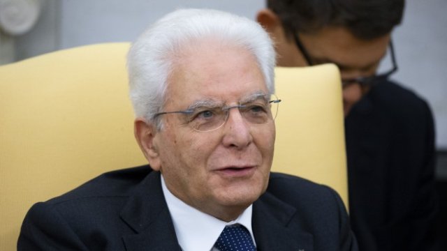 Какво значи за Италия преизбирането на Матарела за президент