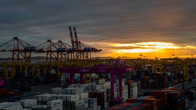 <p>
	<em>Снимка: Bloomberg/SeongJoon Cho</em></p>
