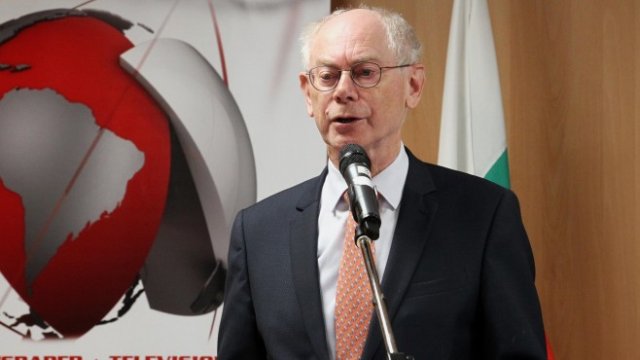 <p>
	Конференция за европейското бъдеще на България в София с участието на Херман Ван Ромпой. <em>Снимка: БТА</em></p>
