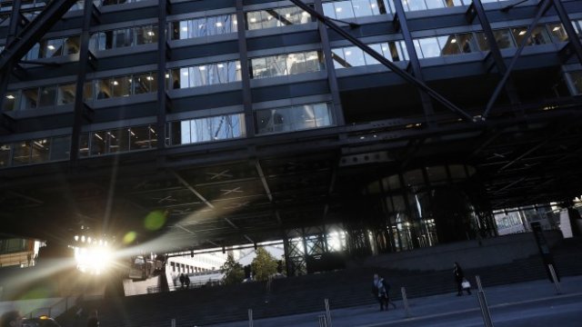 <p>
	Централата на ЕБВР в Лондон.&nbsp;<em>Снимка: Ройтерс</em></p>
