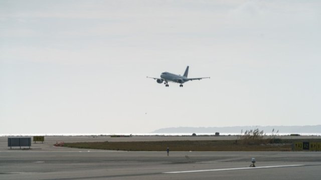 Европейските летища се борят с най-слабия въздушен трафик от 25 години