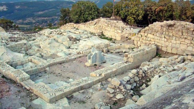 <p>
	Перперикон. <em>Снимка: Wikimedia/</em><em>Anton Lefterov</em></p>
